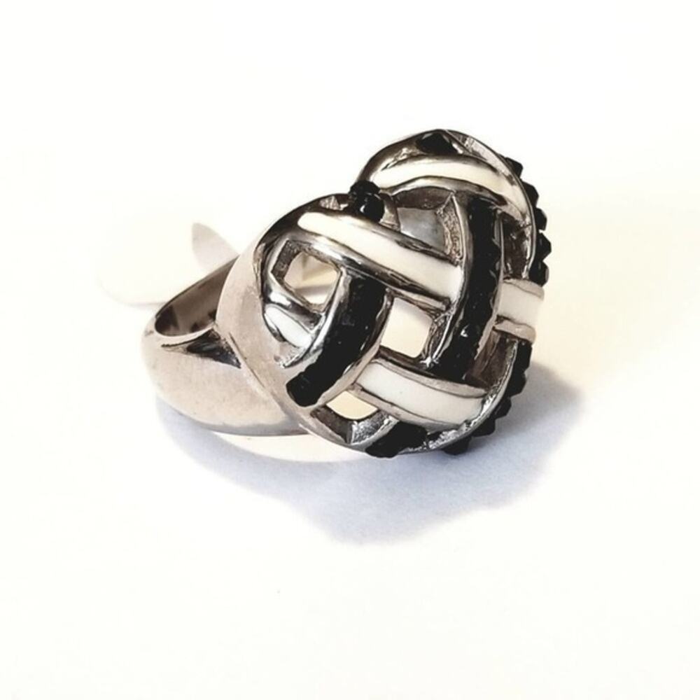 New stainless steel‎ heart ring size 8